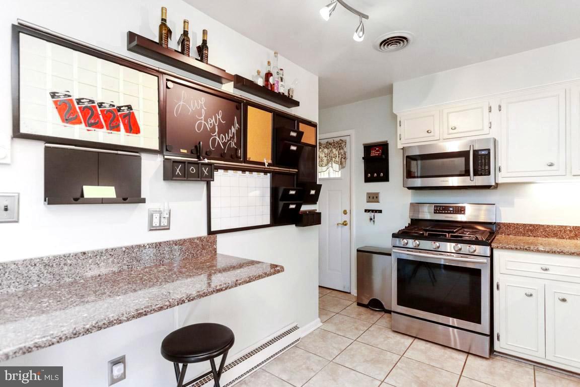 HILLSDALE - Residential