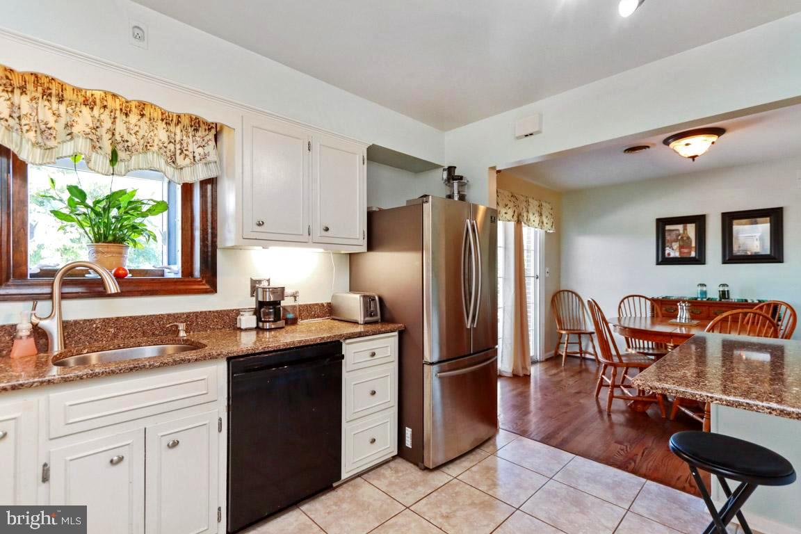 HILLSDALE - Residential