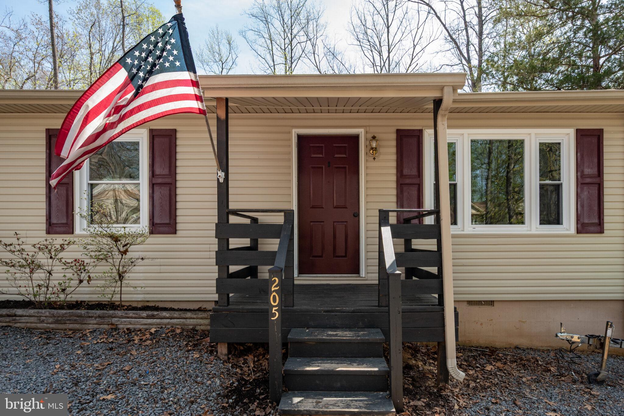 205 MONUMENT ROAD