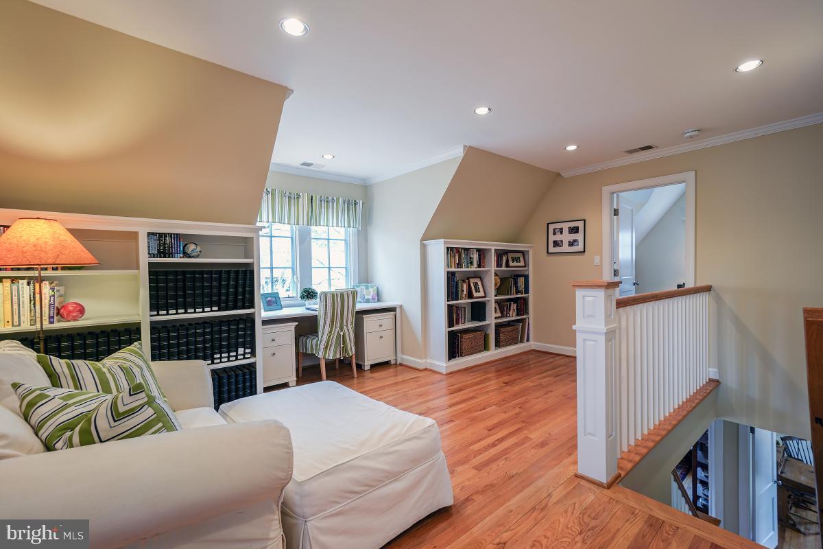 PARKWOOD - Residential