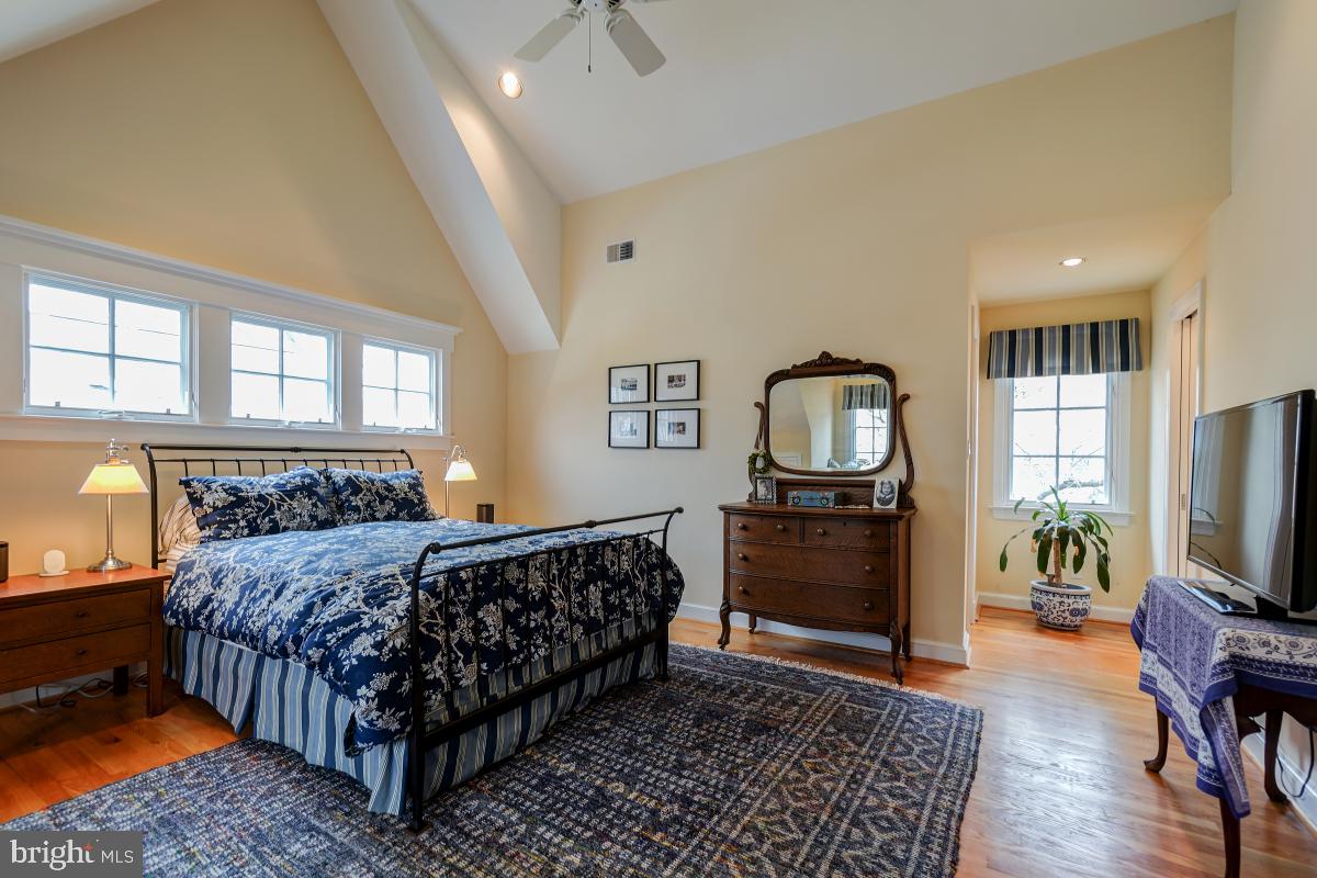 PARKWOOD - Residential