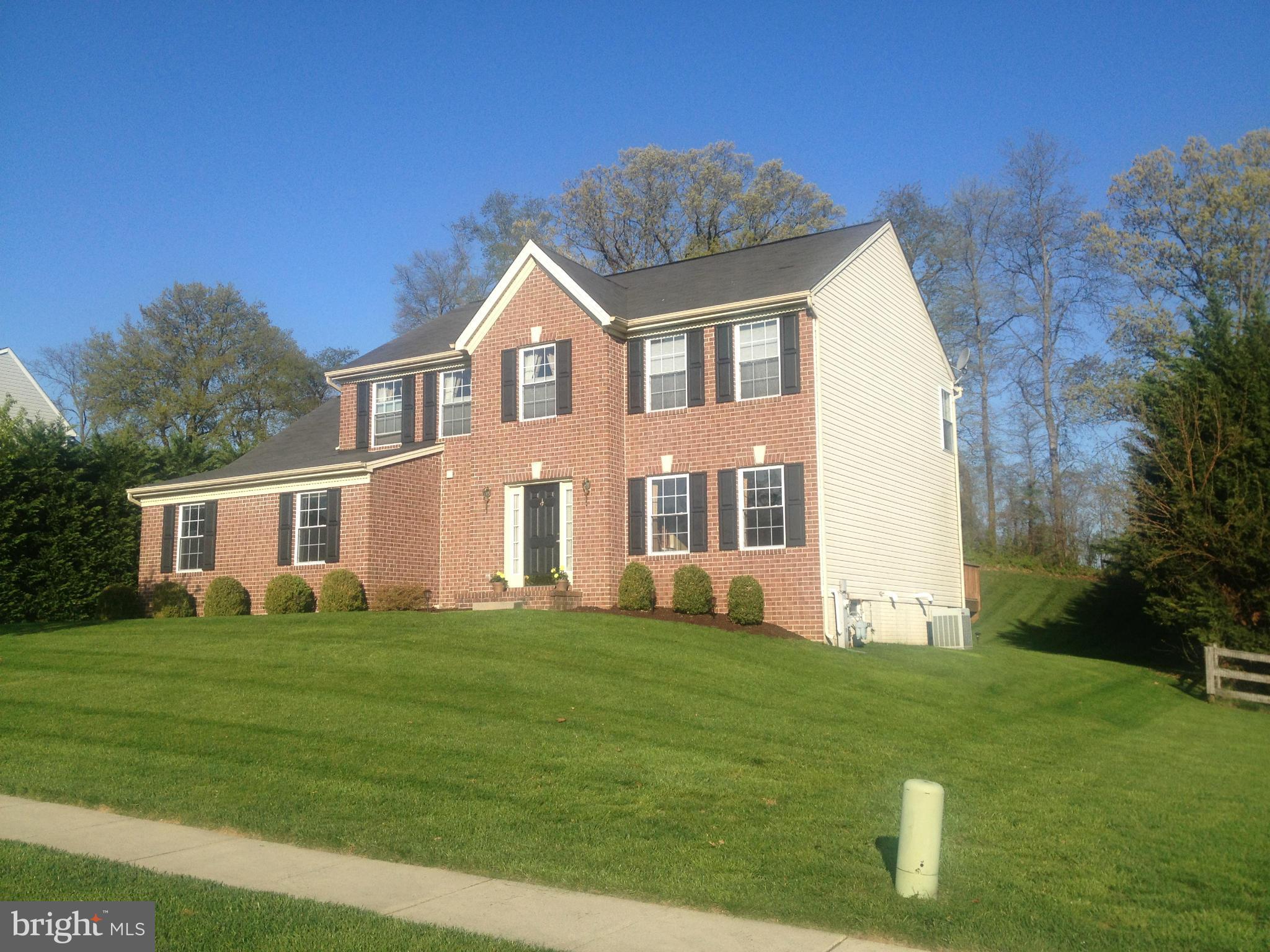 FOREST LAKES - Residential