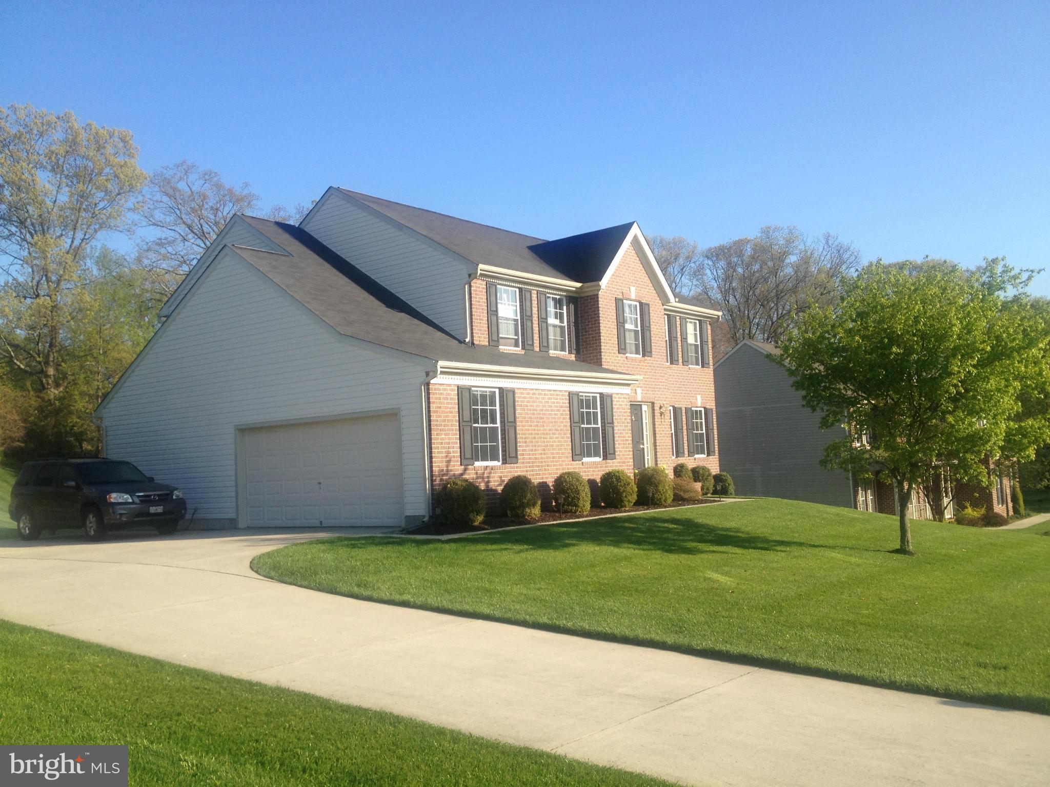 FOREST LAKES - Residential