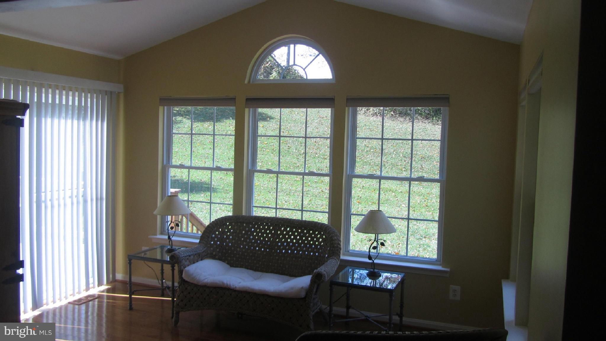 FOREST LAKES - Residential