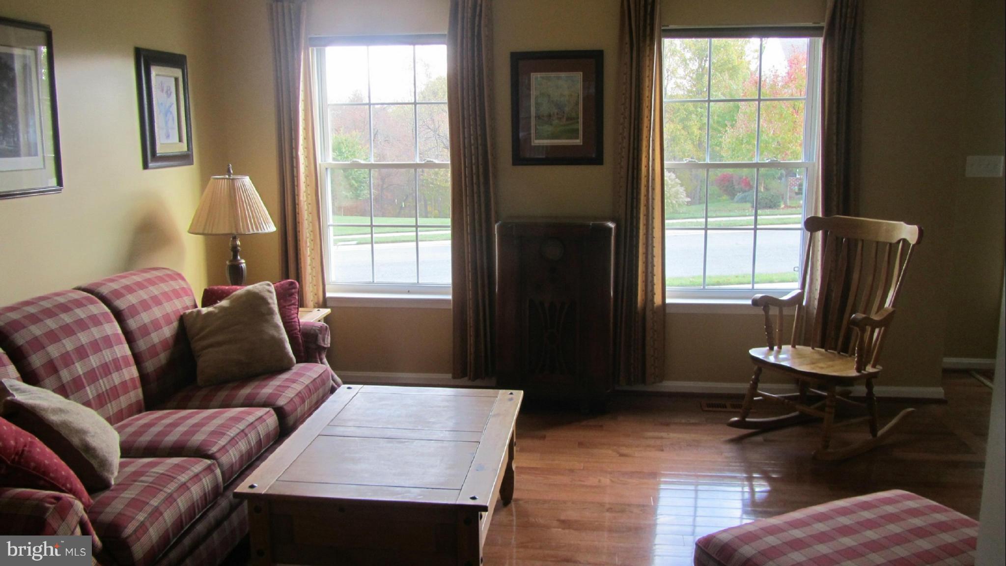 FOREST LAKES - Residential