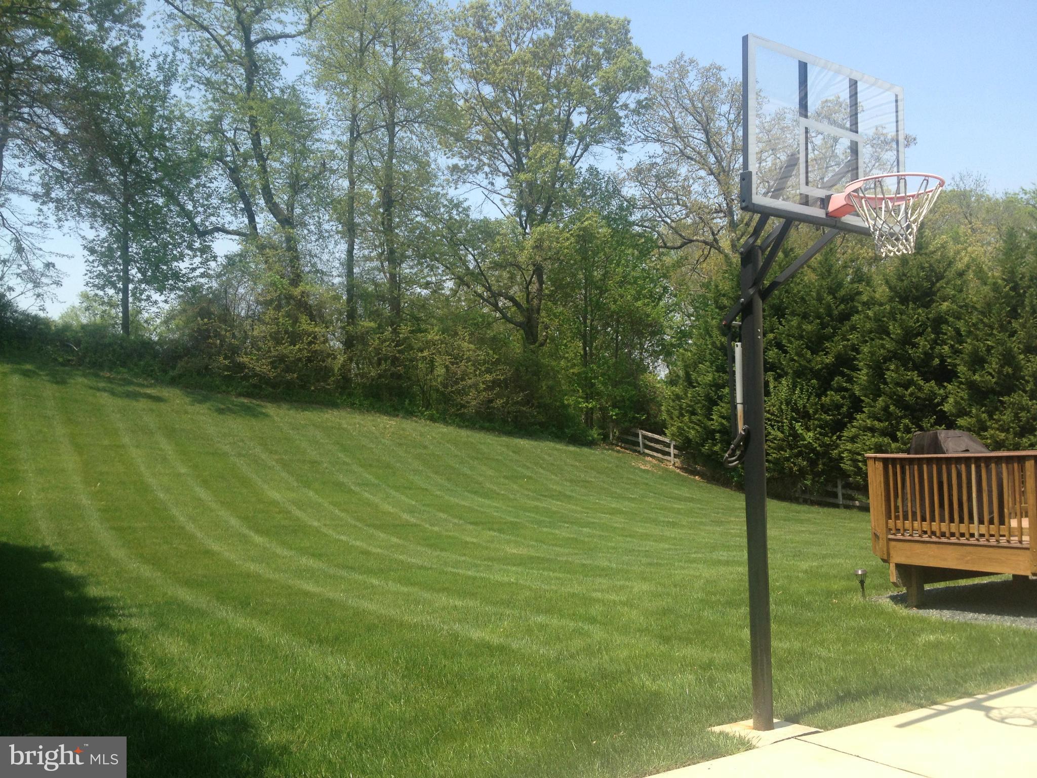 FOREST LAKES - Residential