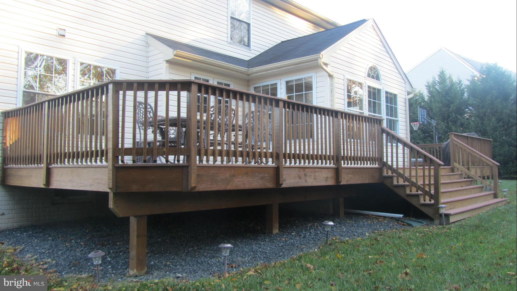 FOREST LAKES - Residential