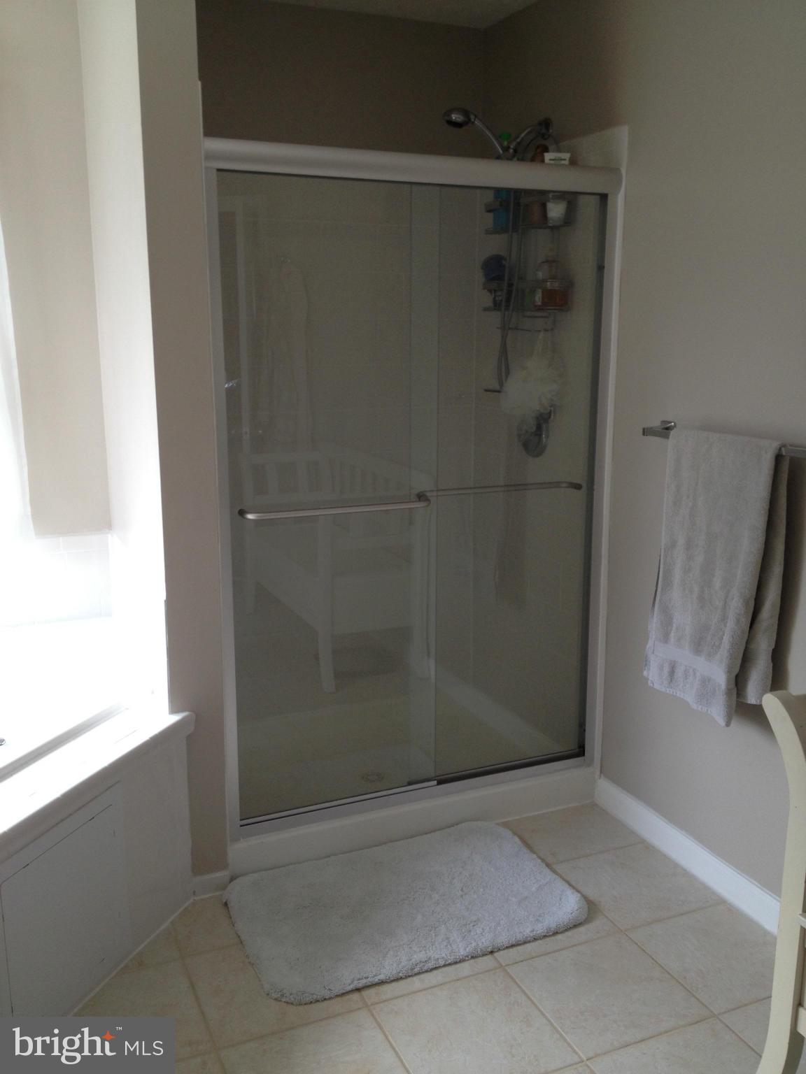 FOREST LAKES - Residential