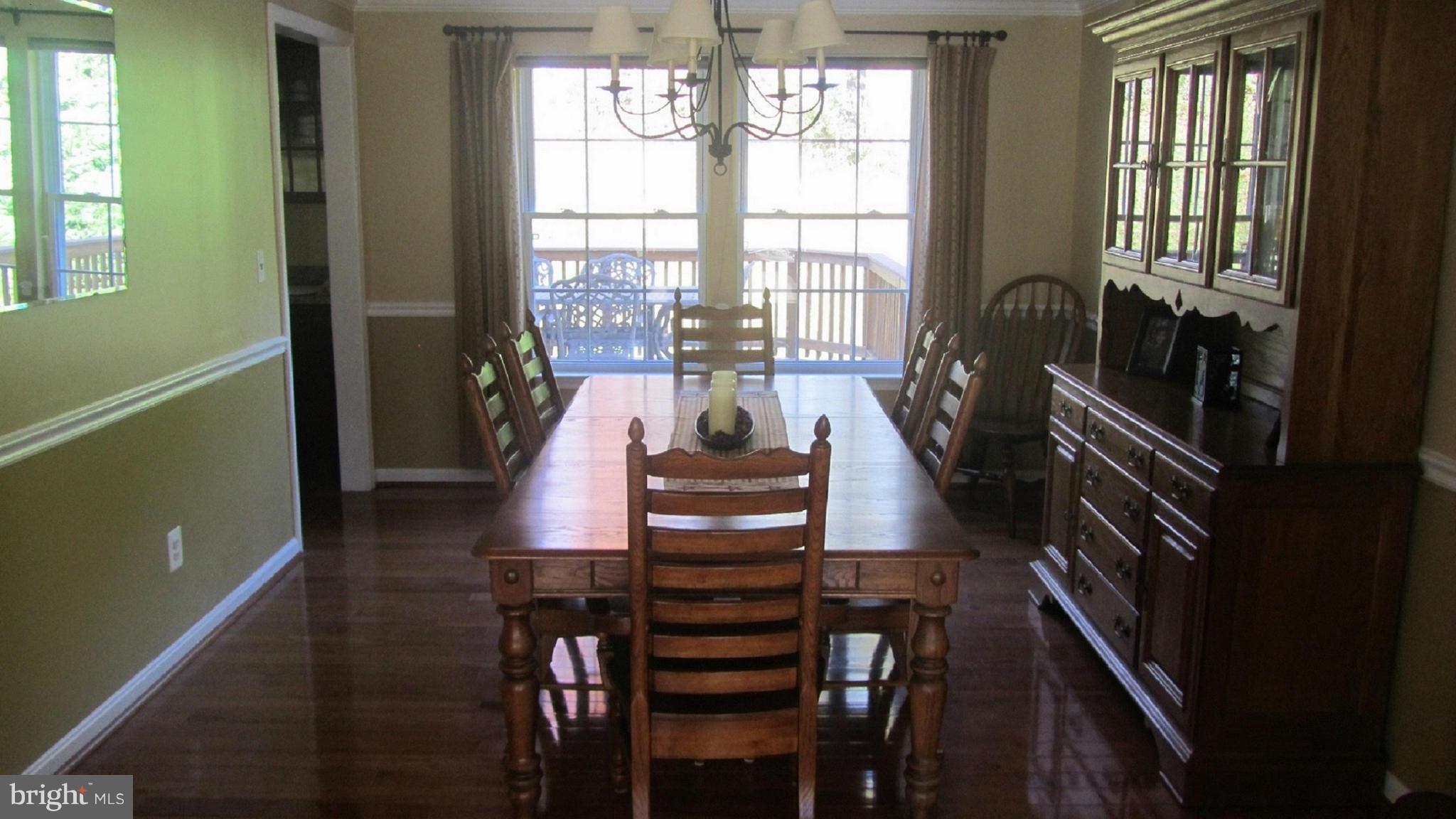 FOREST LAKES - Residential