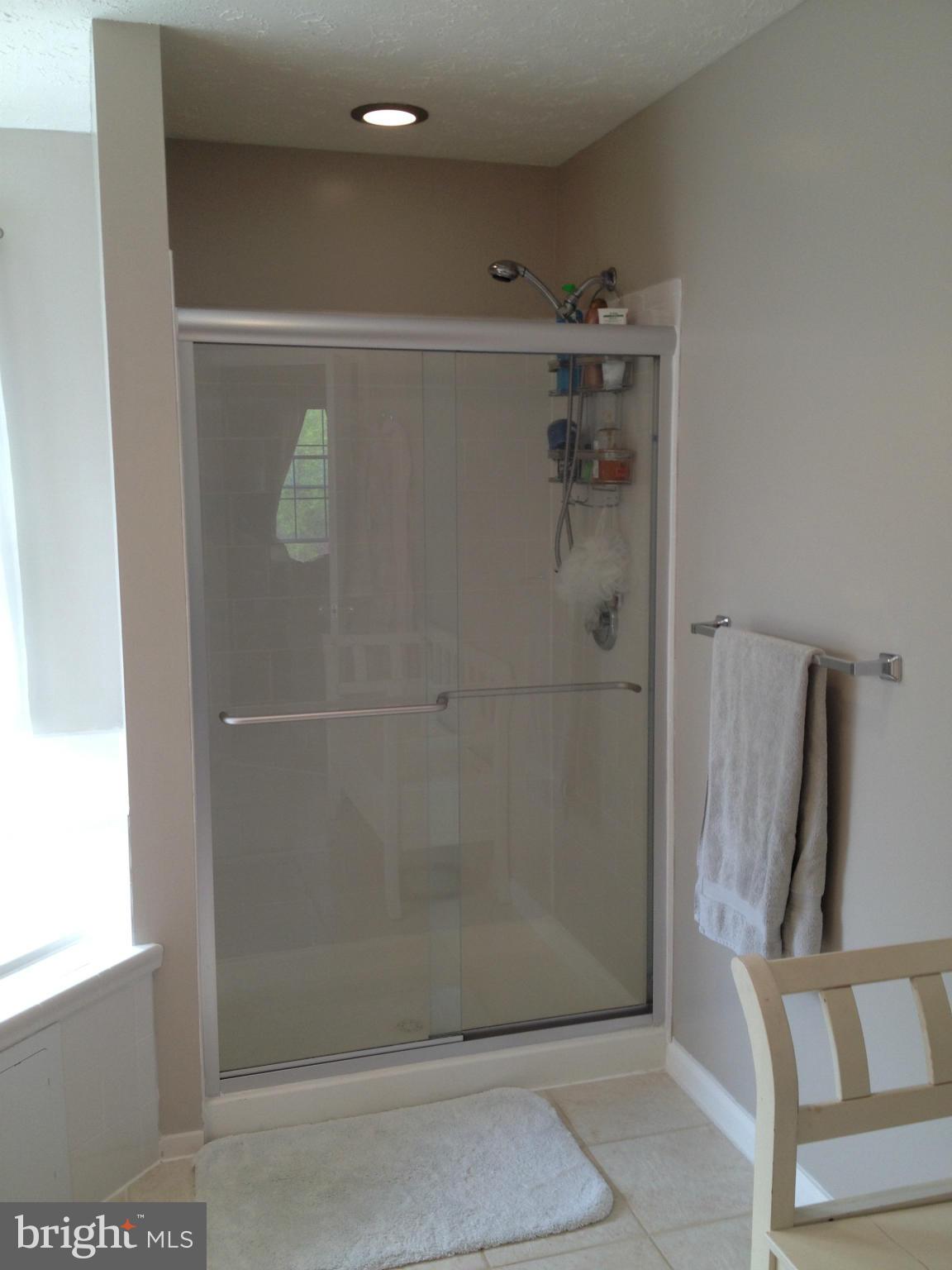 FOREST LAKES - Residential