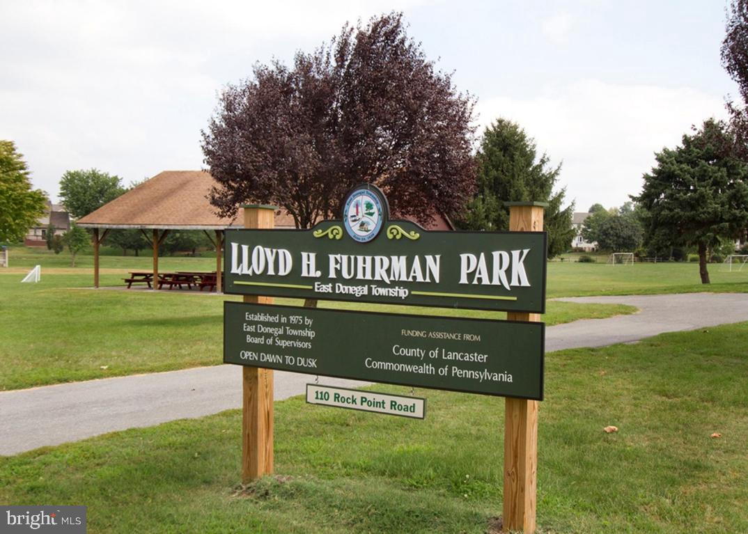 MAYTOWN - Residential