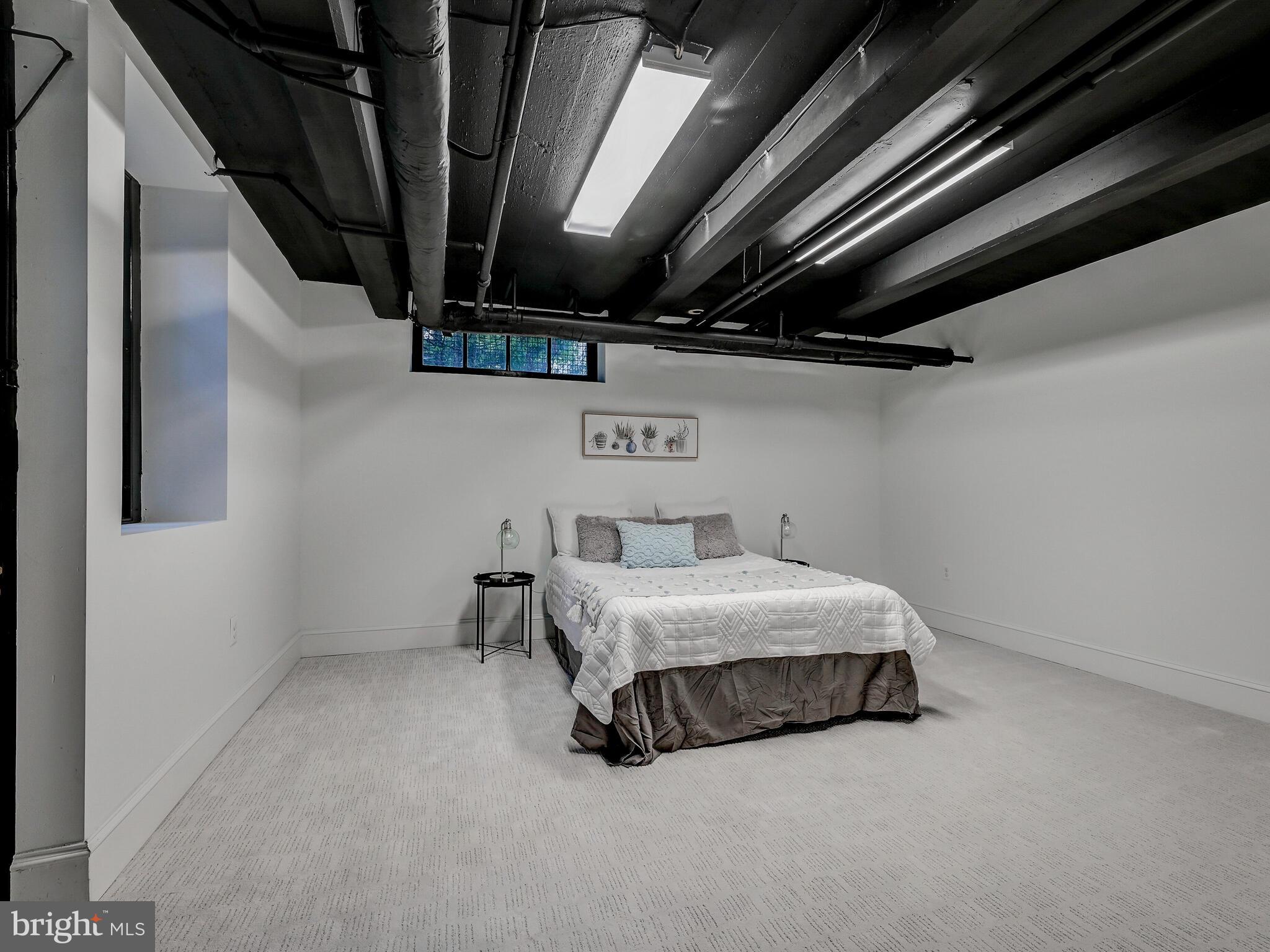 GUILFORD - Residential