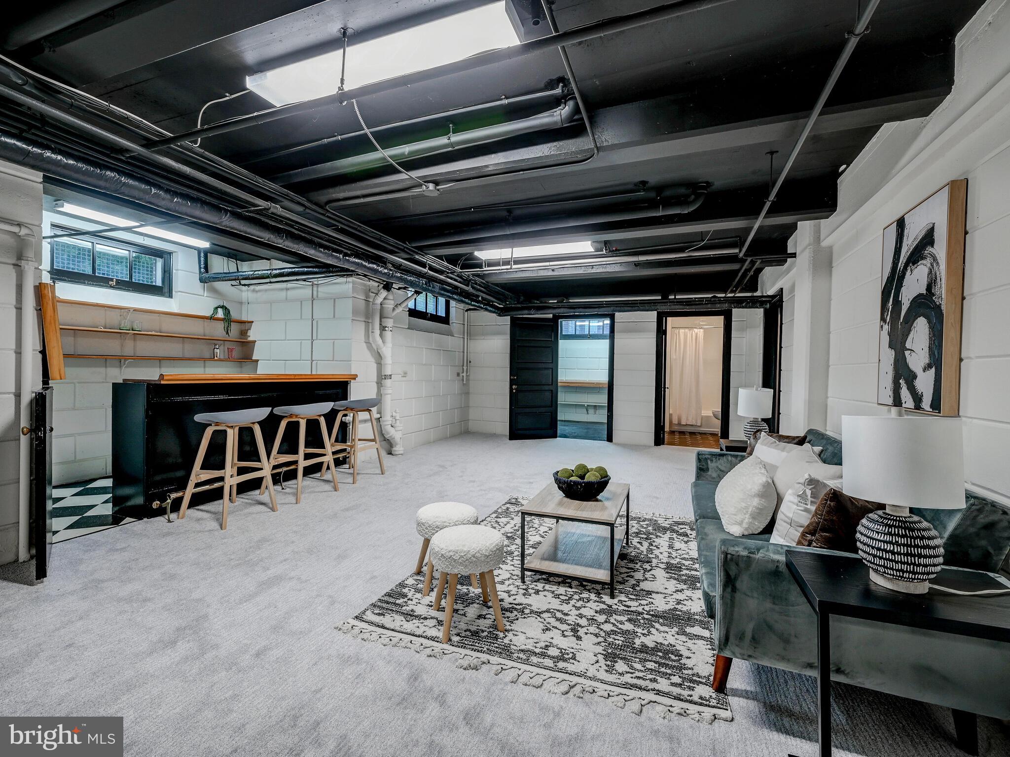 GUILFORD - Residential