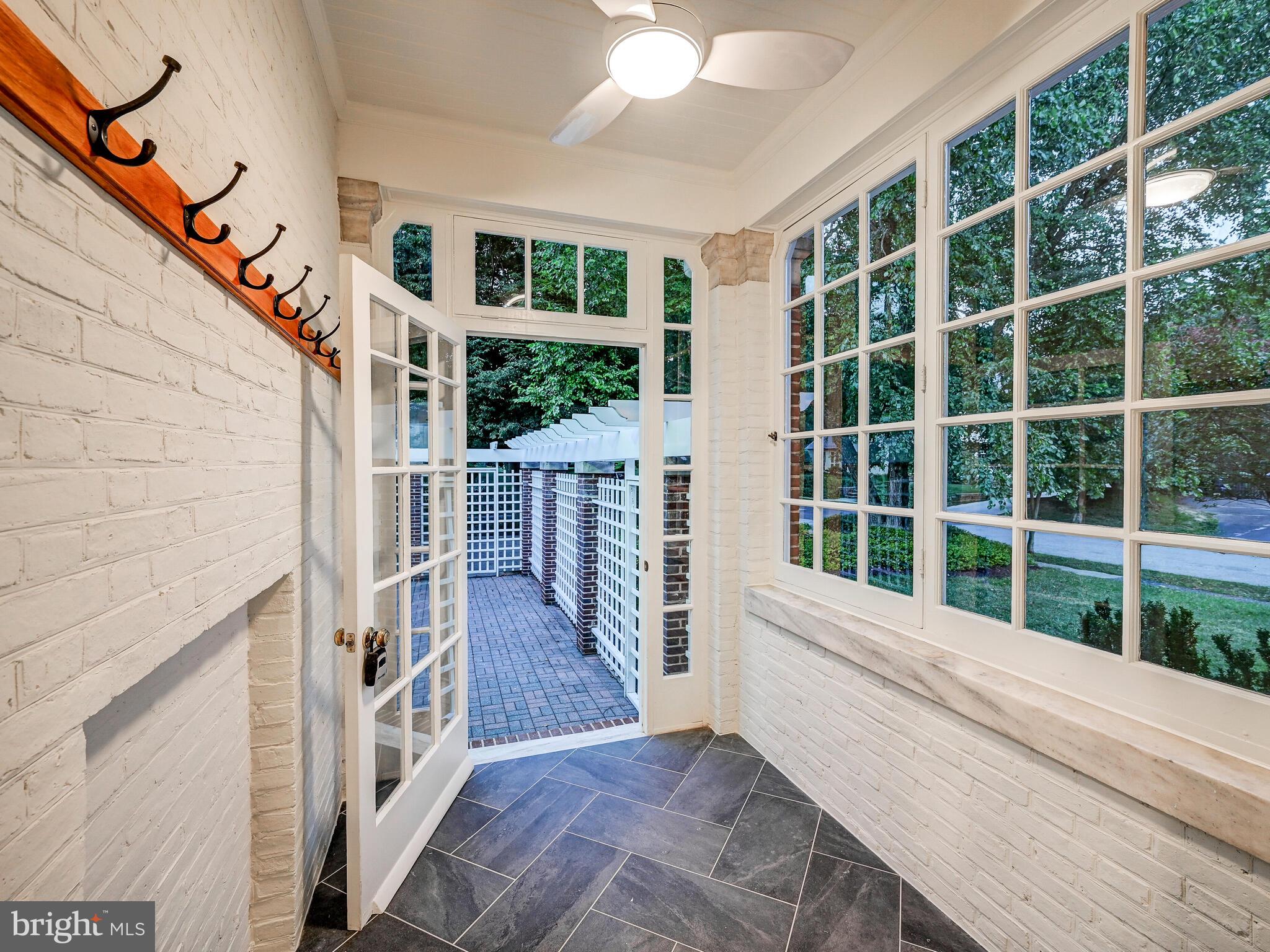 GUILFORD - Residential