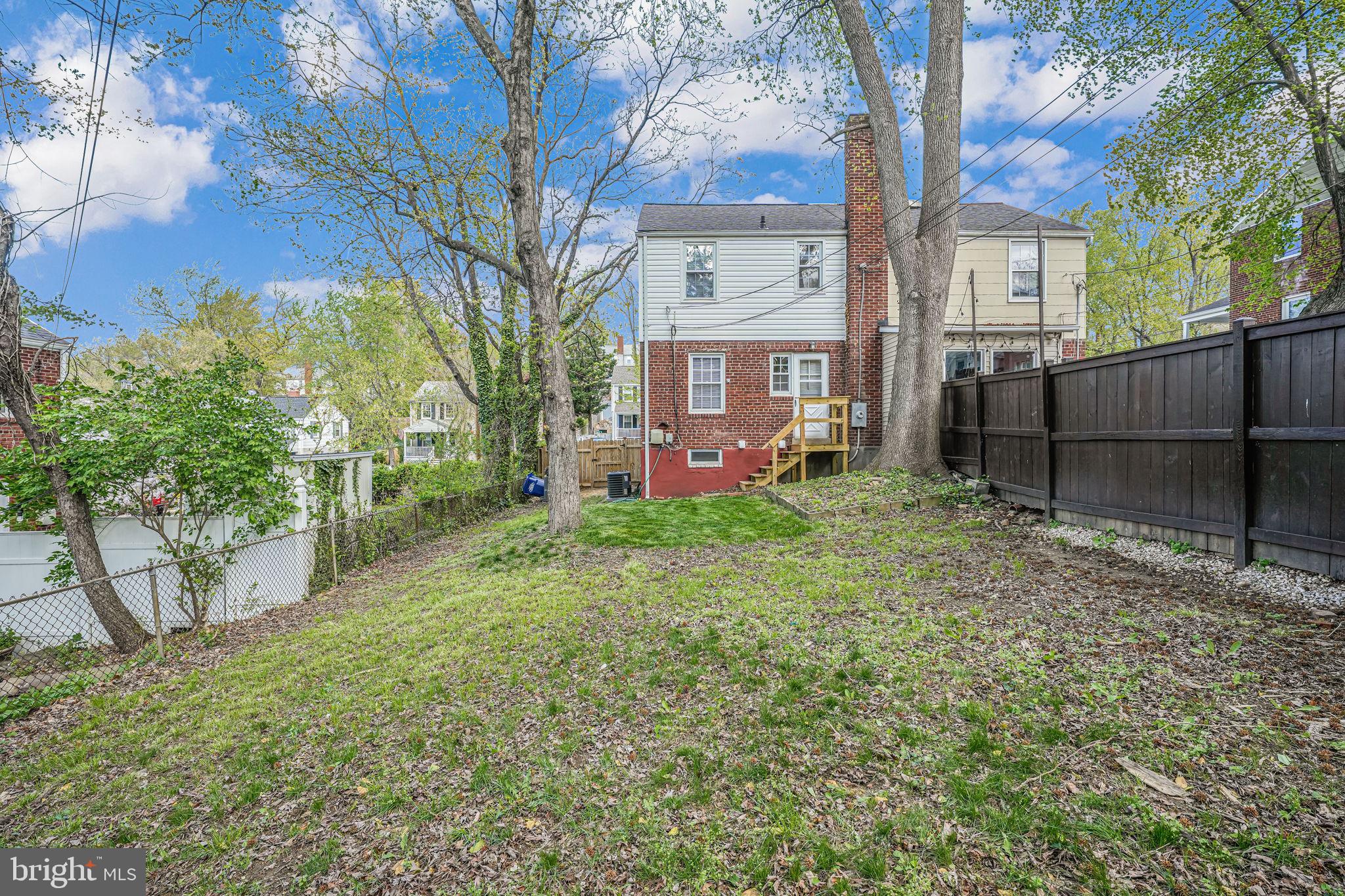 JEFFERSON MANOR - Residential