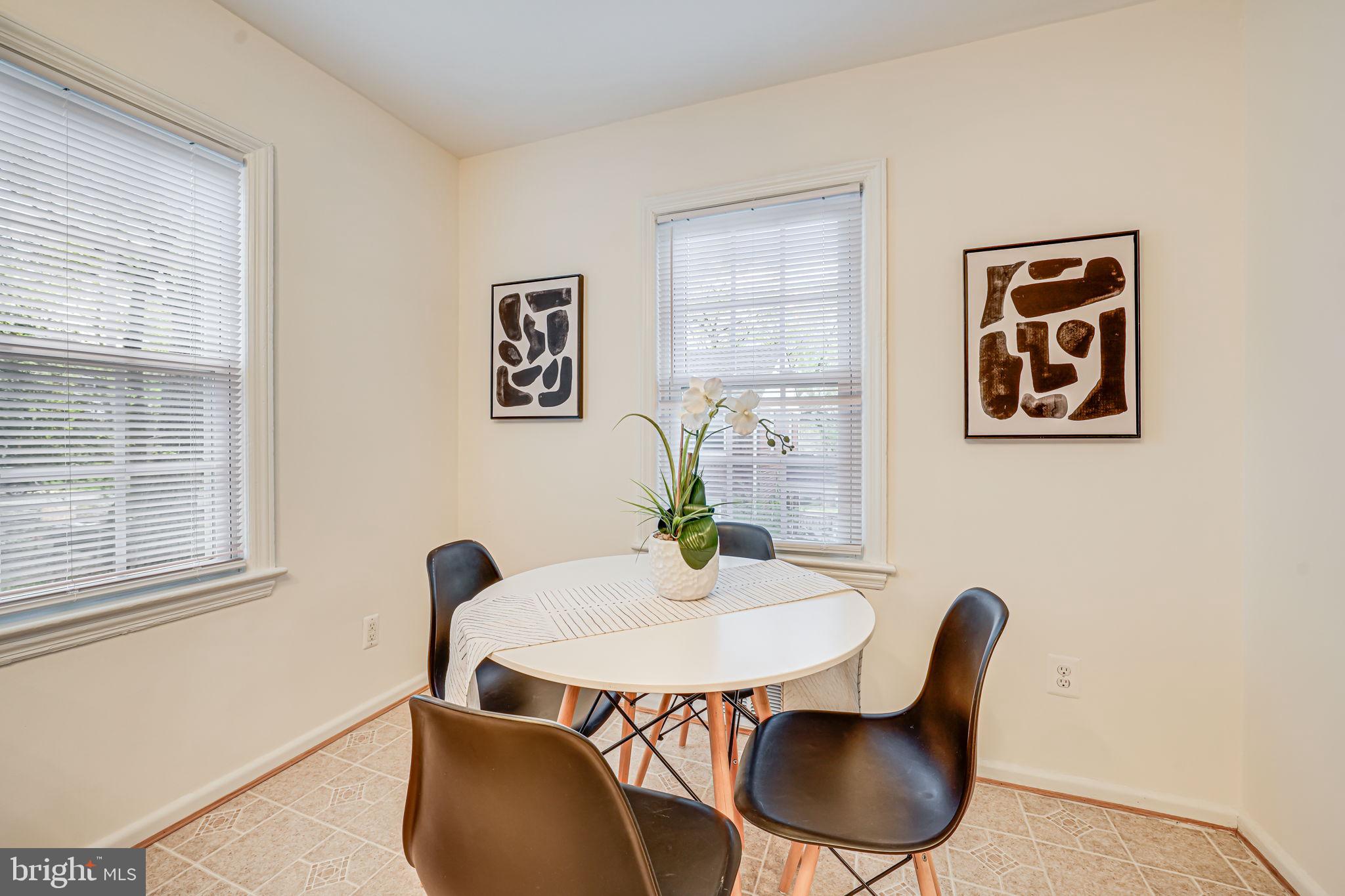 JEFFERSON MANOR - Residential