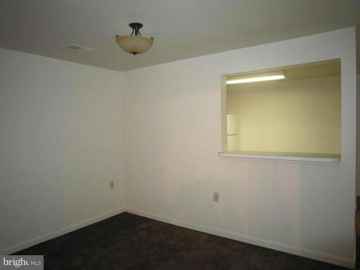 SUMMER HOUSE II - Residential Lease