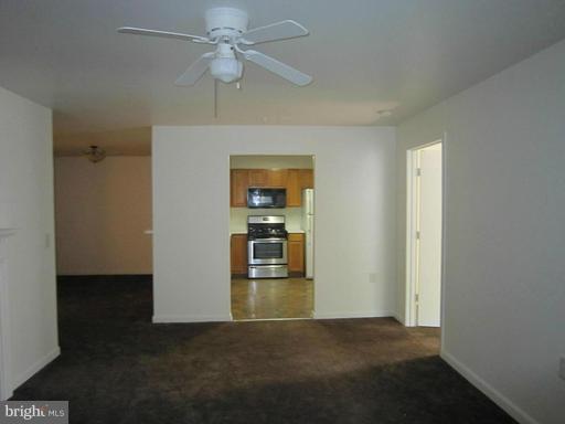 SUMMER HOUSE II - Residential Lease