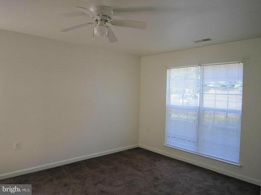 SUMMER HOUSE II - Residential Lease