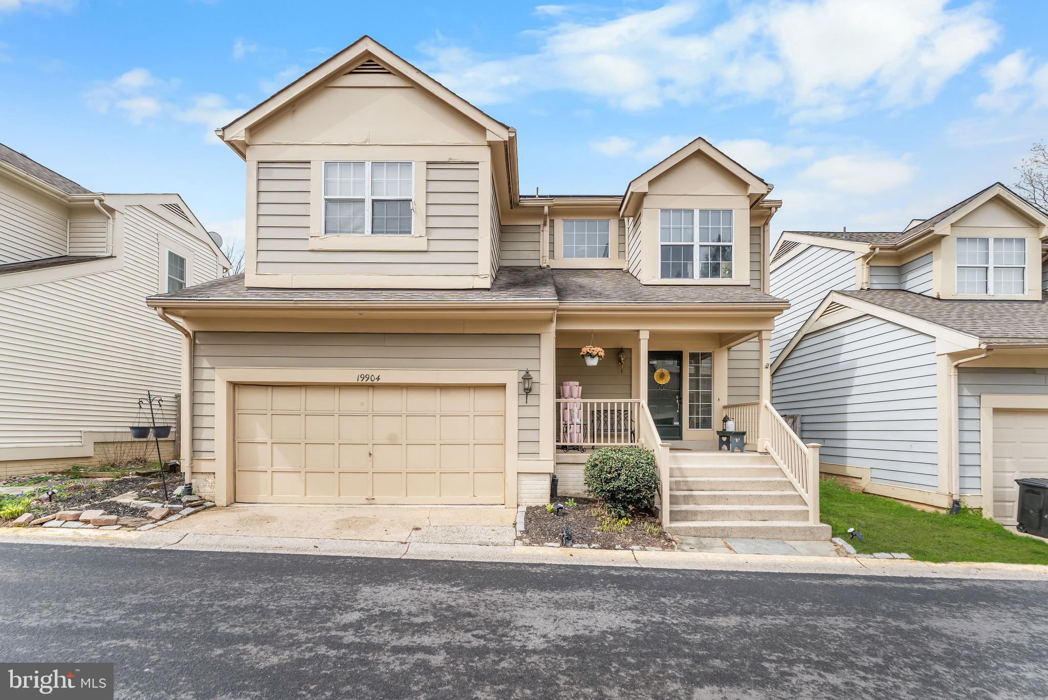 MEADOWGATE - Residential