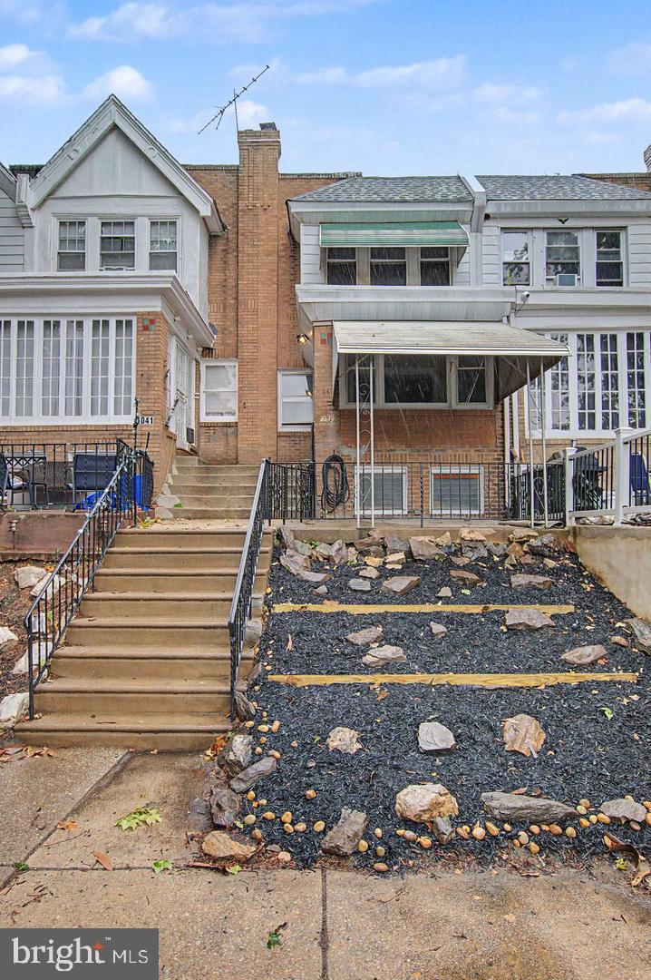 1039 N 67TH STREET