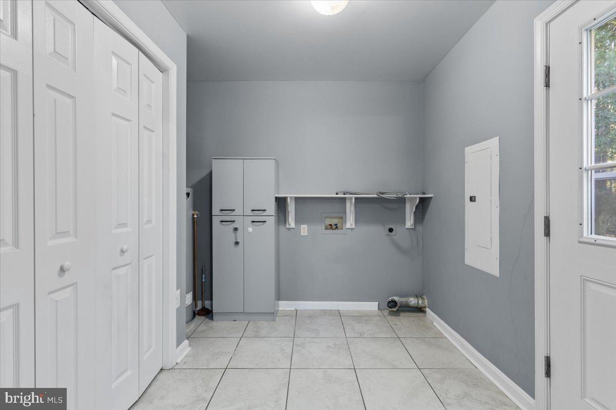 COX'S ENDEAVOR - Residential