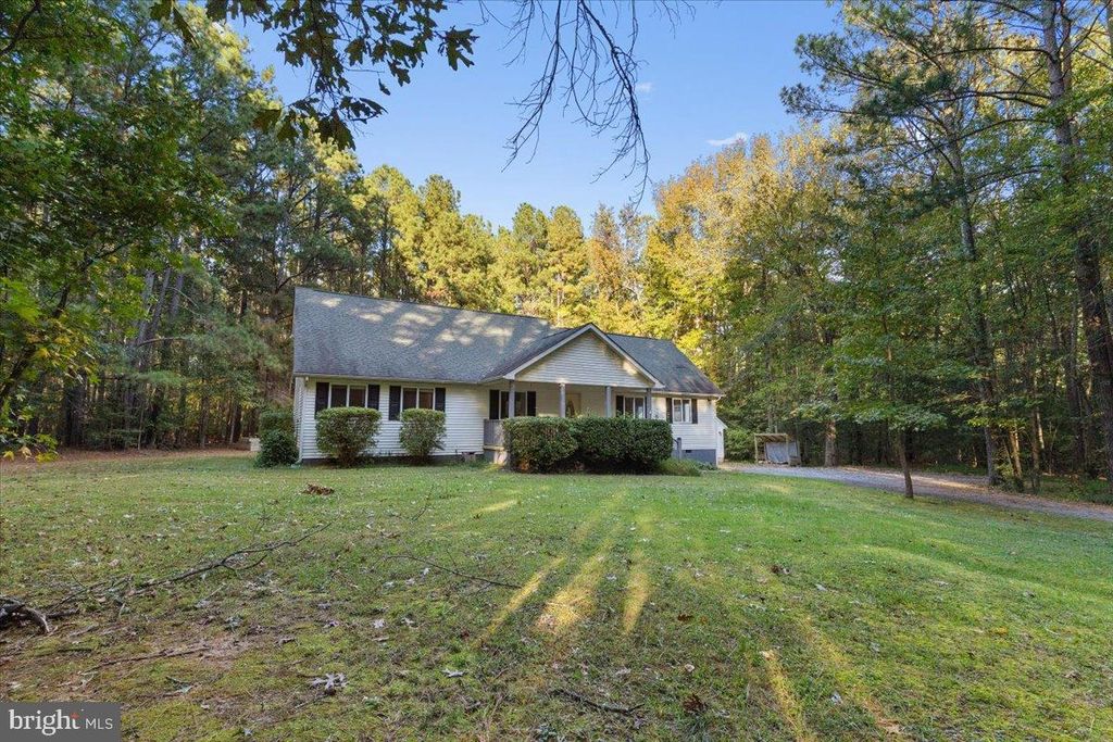 Photo of 44504 Watson Lane, LEONARDTOWN, MD 20650 (MLS # MDSM2027752)