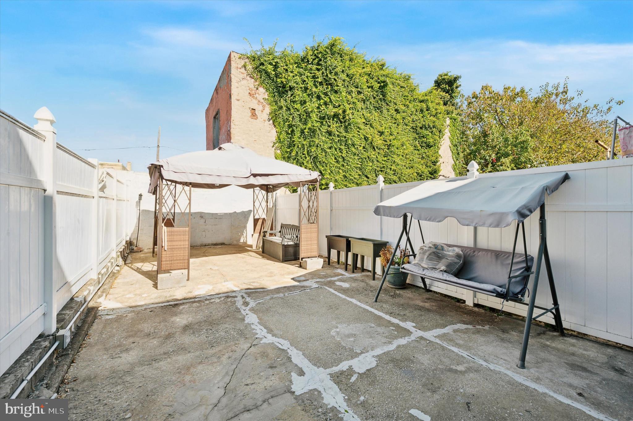 PHILADELPHIA (NORTH) - Residential