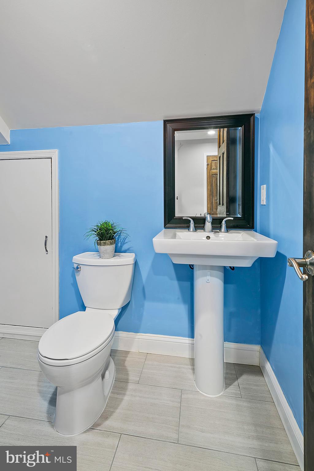 PIMMIT HILLS - Residential