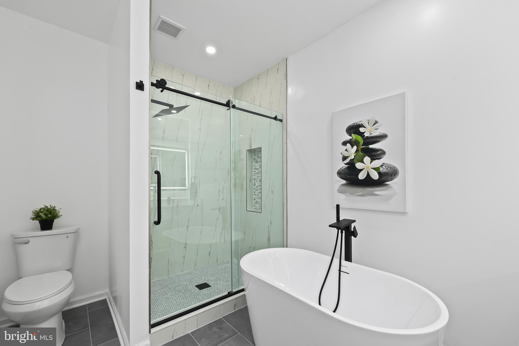 CHATHAM SQUARE - Residential