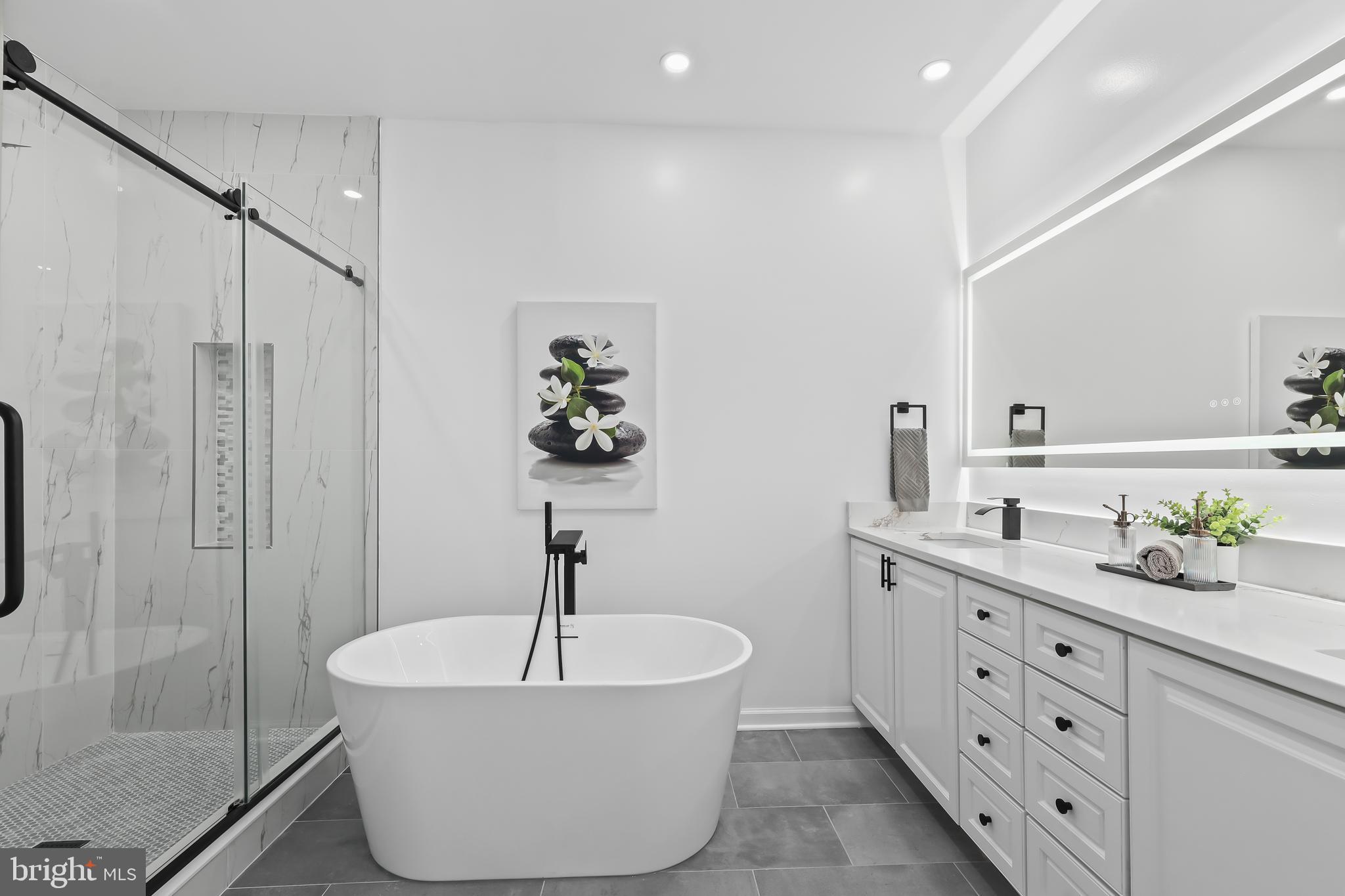 CHATHAM SQUARE - Residential