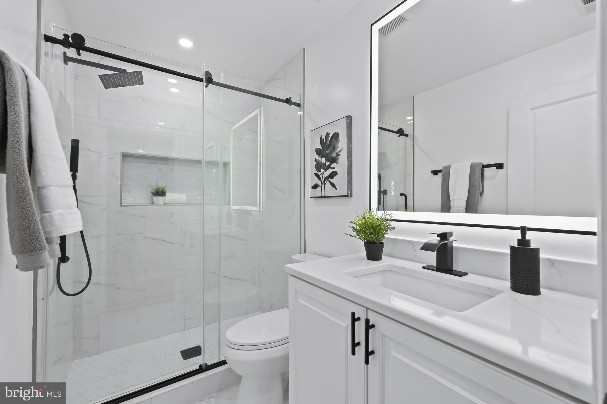 CHATHAM SQUARE - Residential