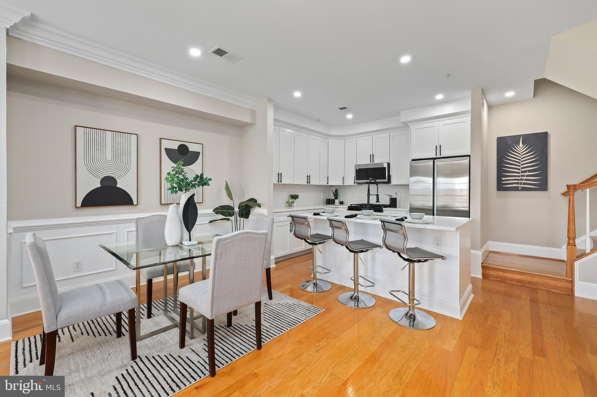 CHATHAM SQUARE - Residential