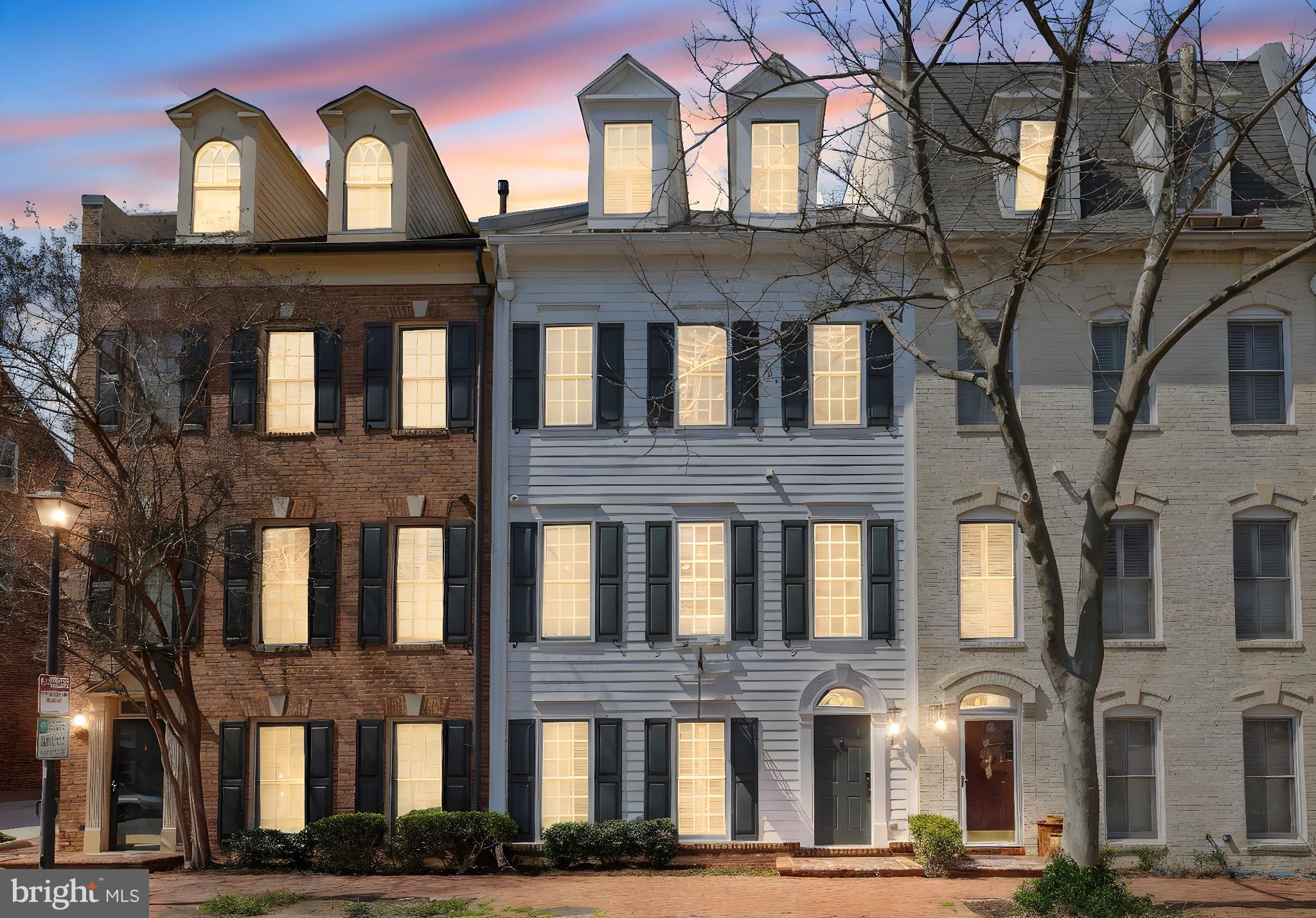 CHATHAM SQUARE - Residential