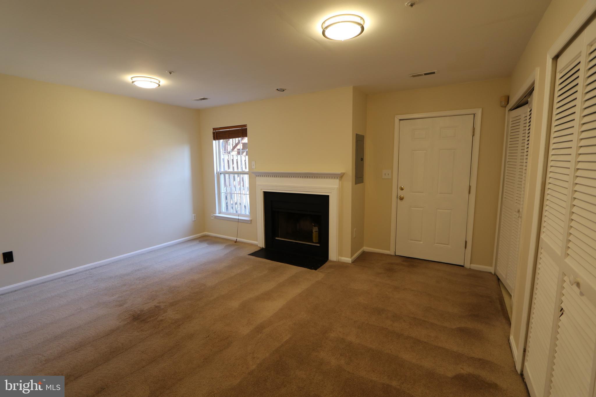 KINGS GRANT - Residential Lease