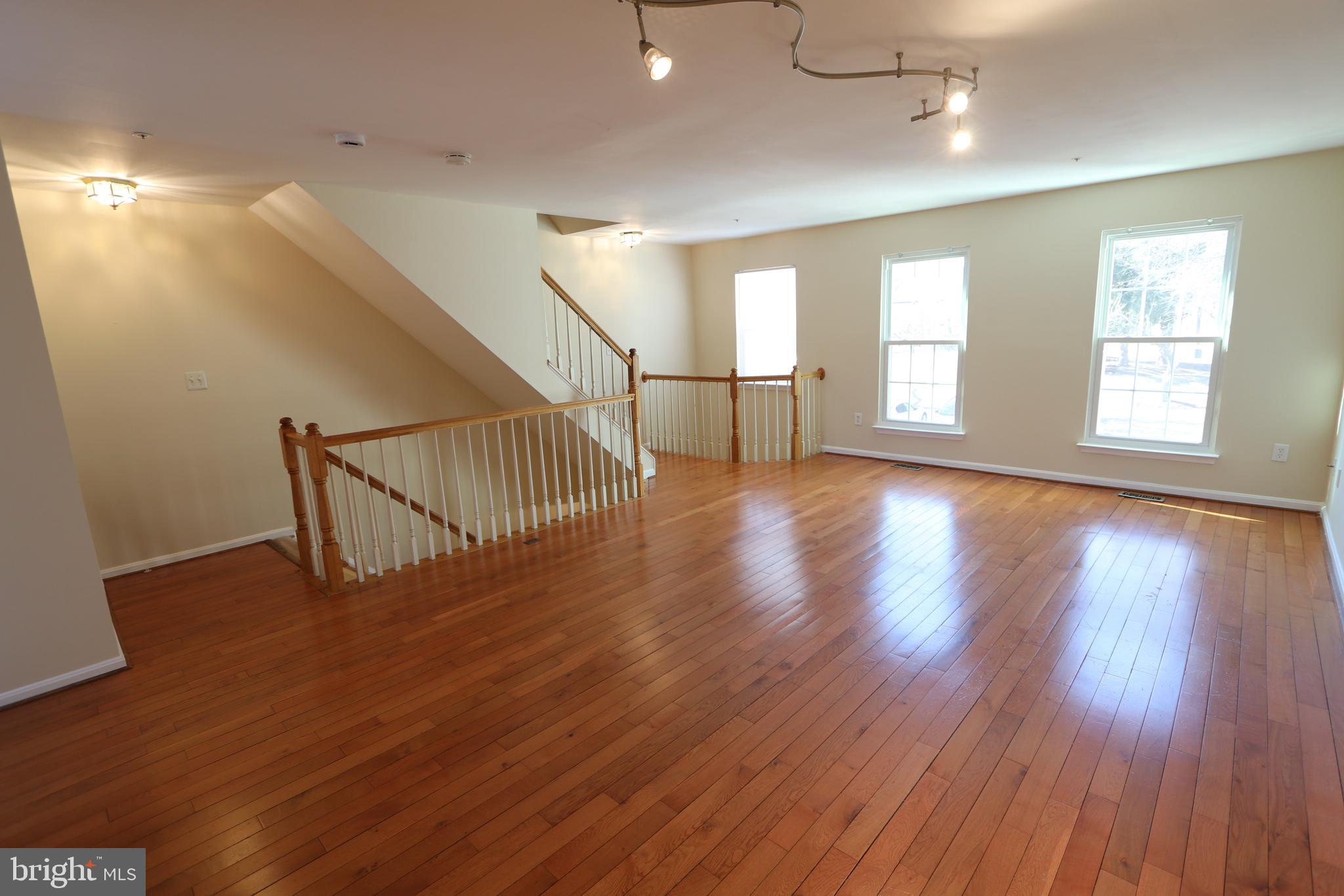 KINGS GRANT - Residential Lease