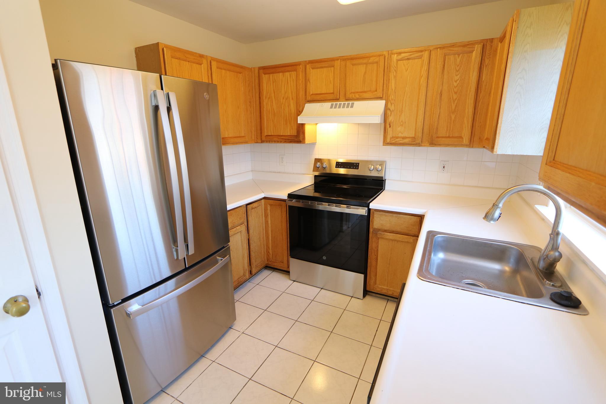 KINGS GRANT - Residential Lease