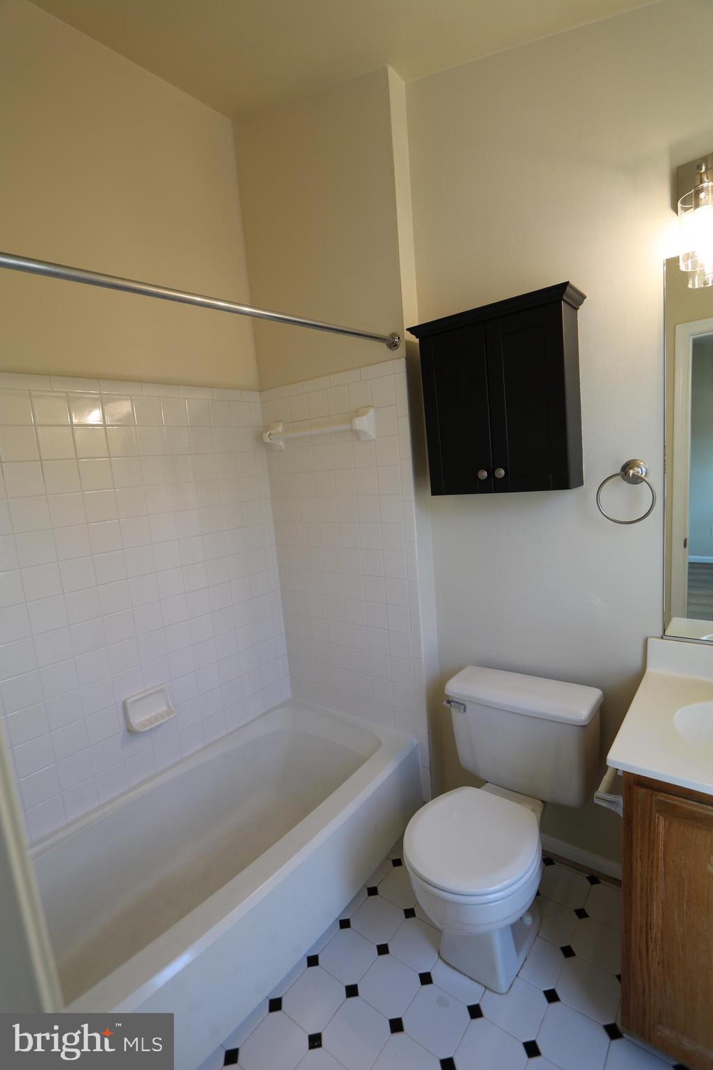 KINGS GRANT - Residential Lease