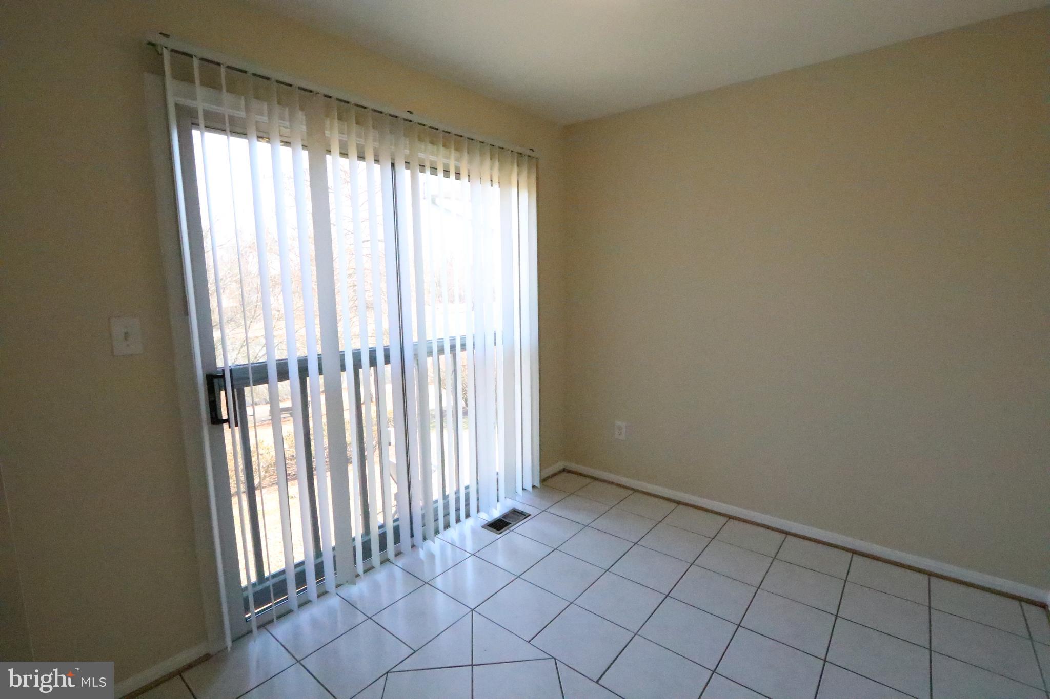 KINGS GRANT - Residential Lease