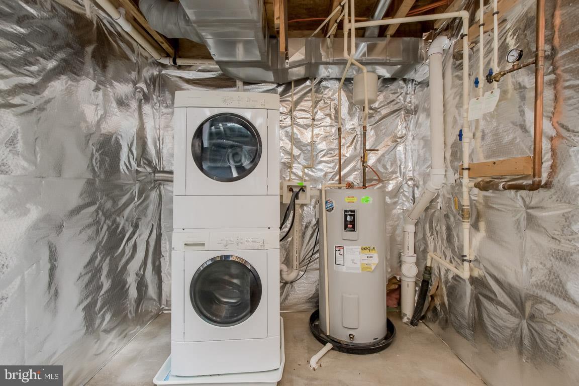 TANYARD SPRINGS - Residential Lease