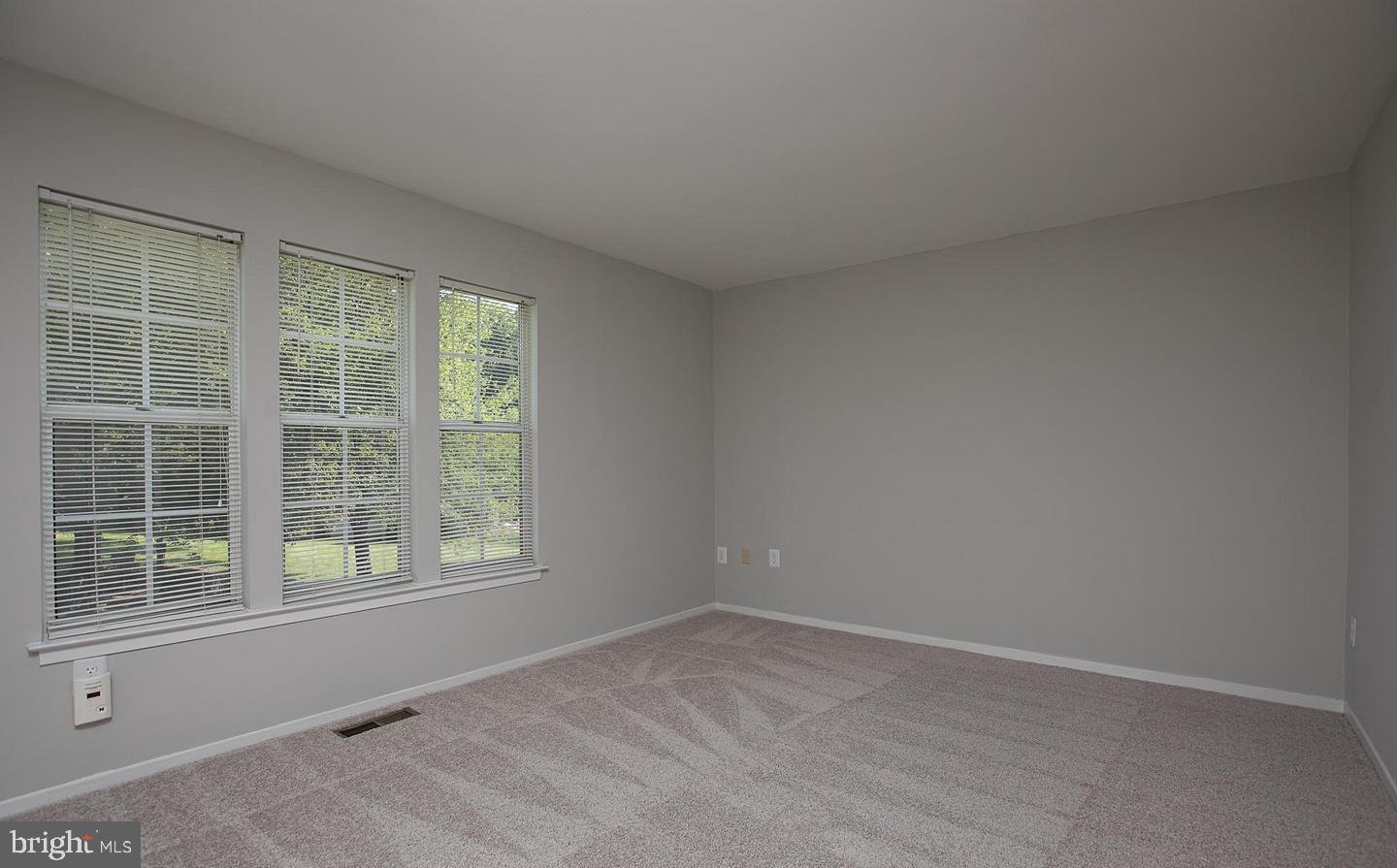 BONIFANT WOODS - Residential Lease