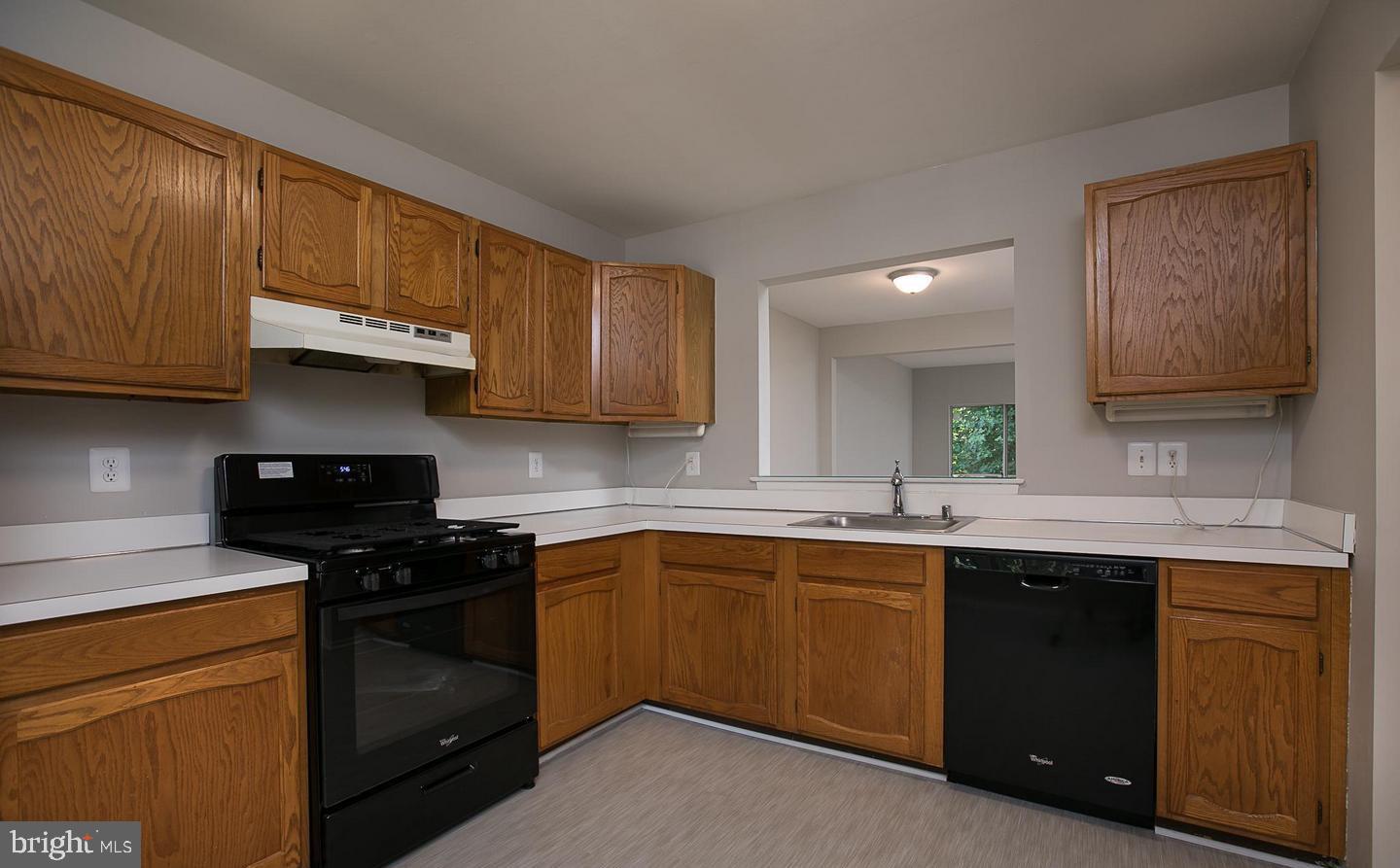 BONIFANT WOODS - Residential Lease