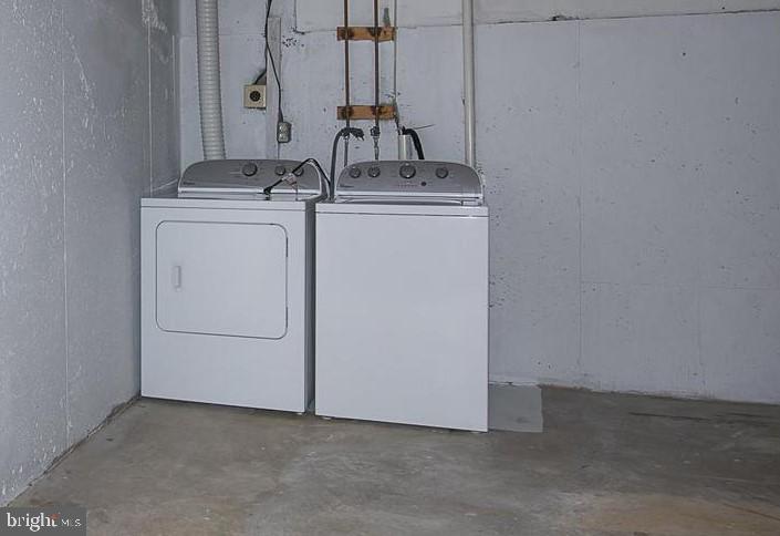 BONIFANT WOODS - Residential Lease