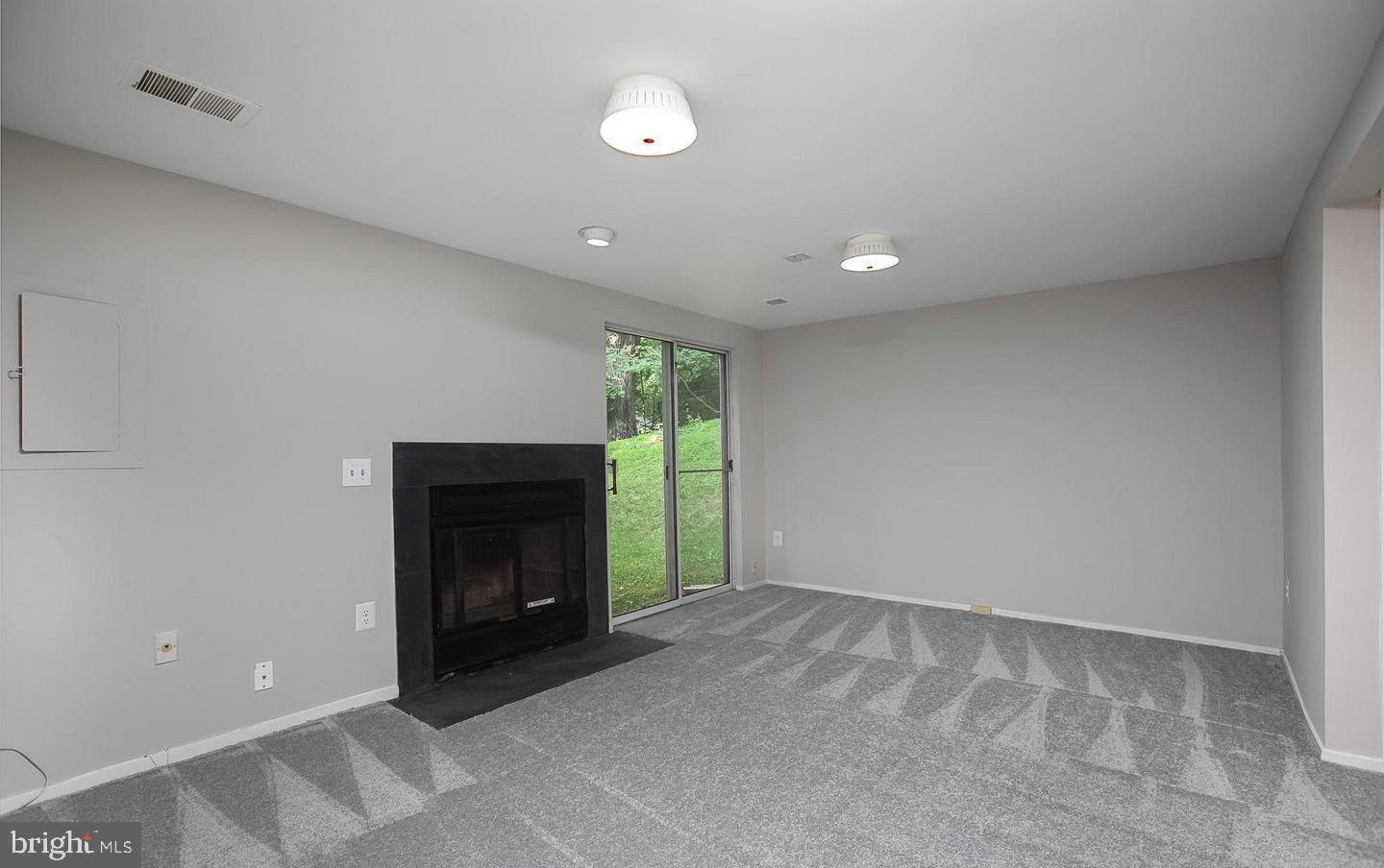 BONIFANT WOODS - Residential Lease