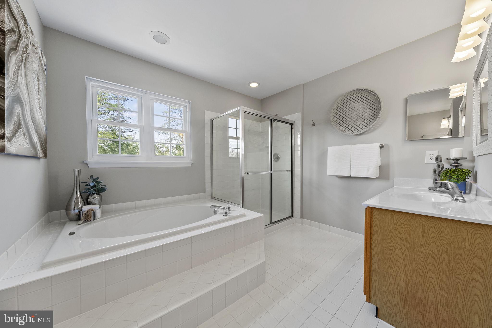 FOXBOROUGH - Residential