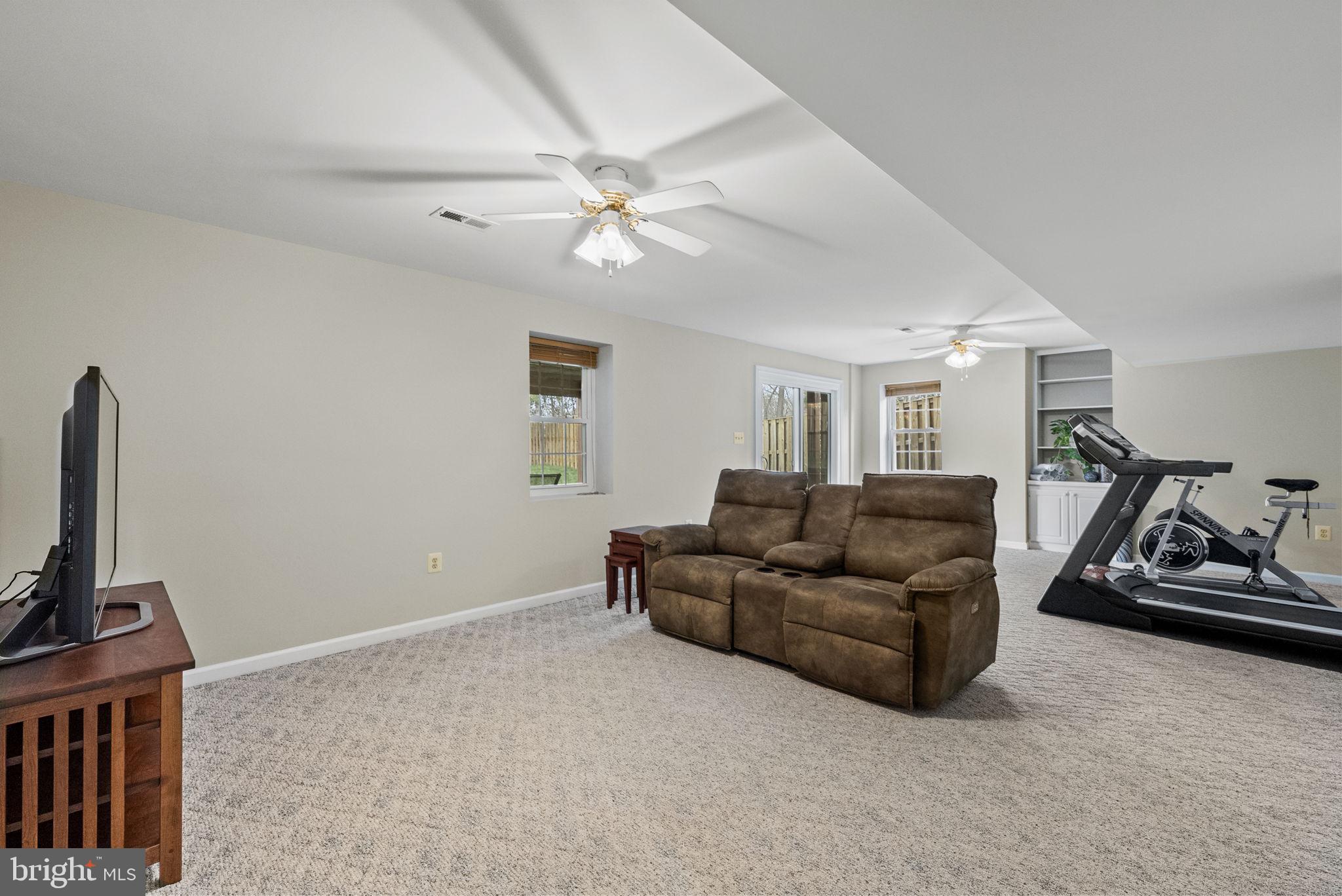 FOXBOROUGH - Residential