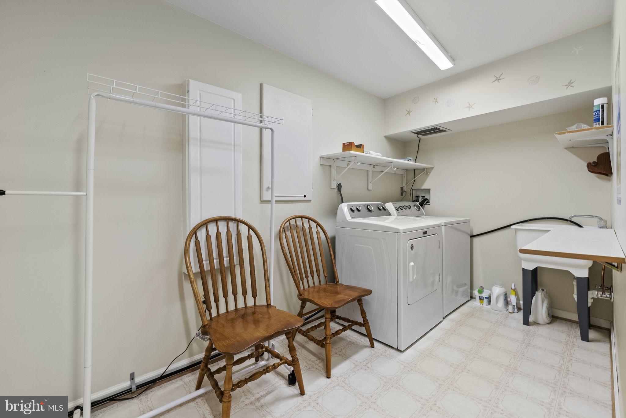 FOXBOROUGH - Residential