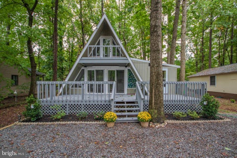 Homes For Sale - 99 White Horse Drive<br/> Worcester County, OCEAN PINES, MD 21811