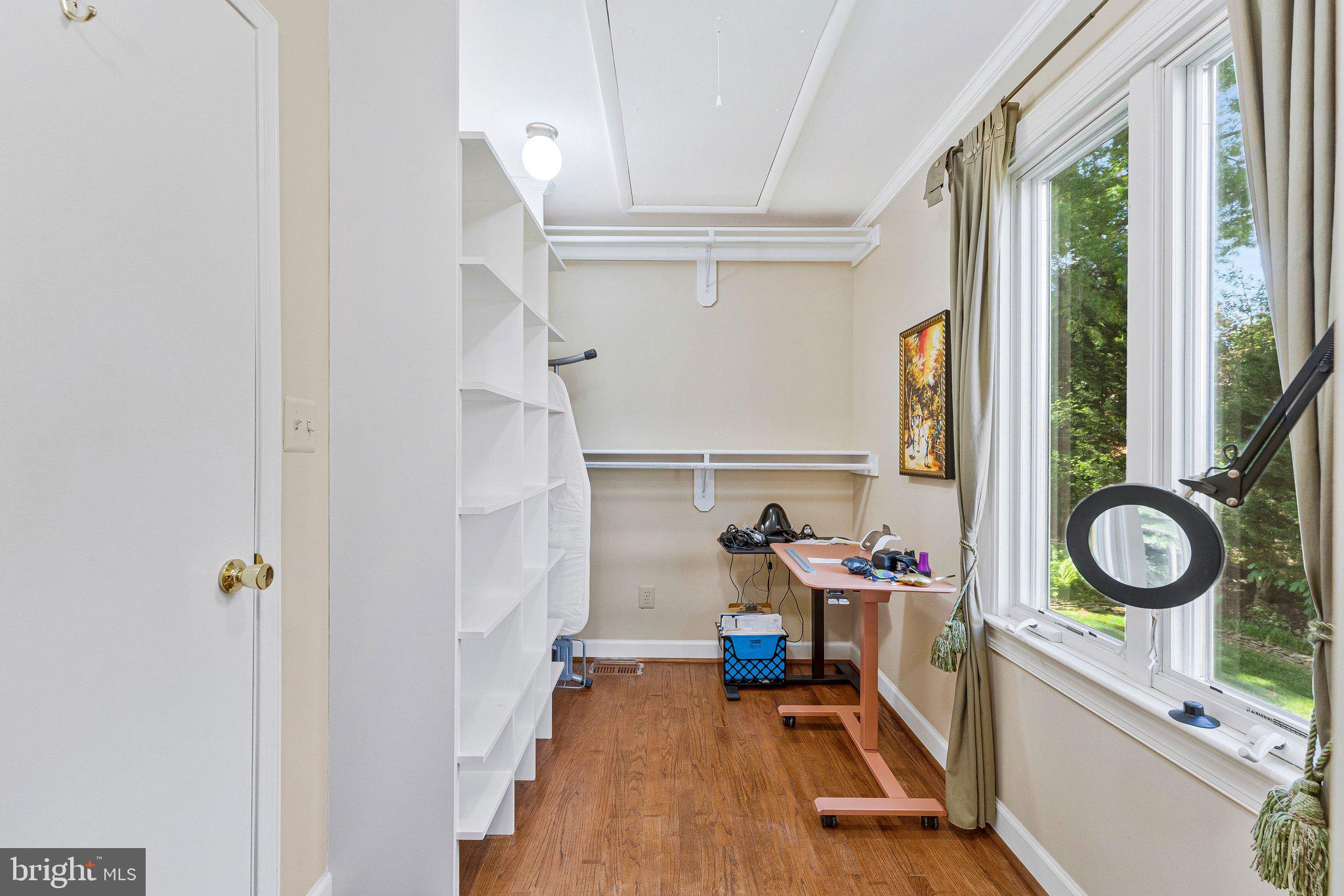 WEST LANGLEY - Residential