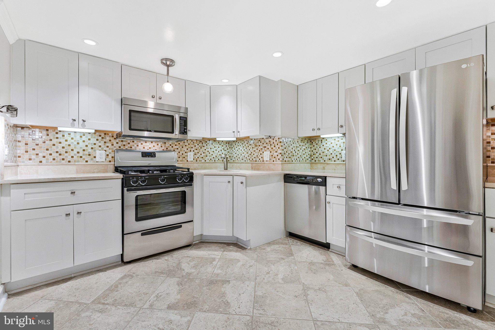 WEST LANGLEY - Residential